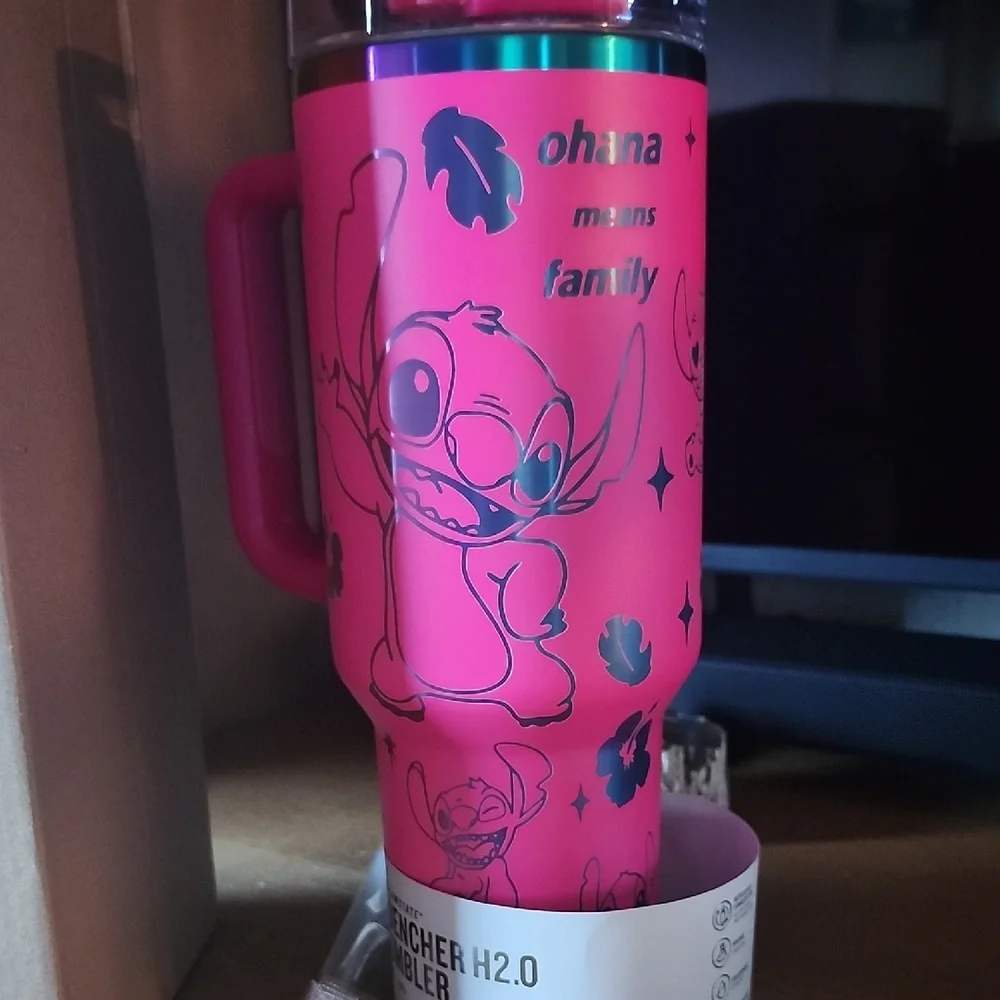 Stanley Pink Stitch Quencher H2.0 40oz Tumbler - Picture 4 of 6